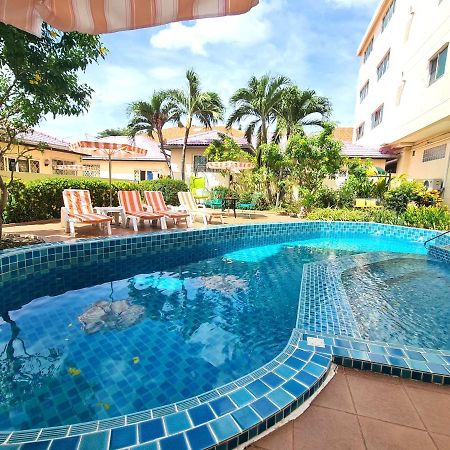 Butterfly Garden Boutique Residencias Pattaya Exterior foto