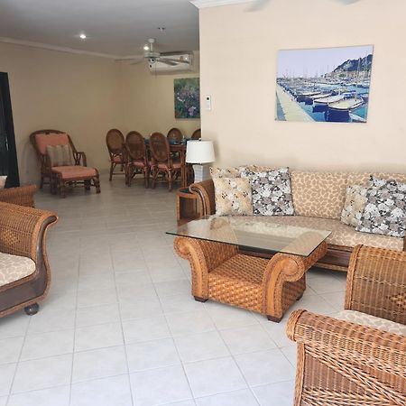 Butterfly Garden Boutique Residencias Pattaya Exterior foto